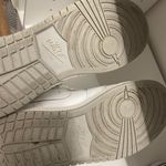 Air Jordan Jordan Retro 1 Mid Photo 5