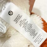 Lululemon  Chevron Knit Pom Beanie
Canyon Orange Women’s One Size Hat Photo 5