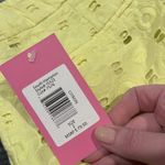 Isaac Mizrahi New York NWT Size 2 Citron Yellow Eyelet South Hampton Crop Pants Photo 5