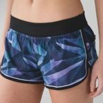 Lululemon  DROP IT LOW SHORTS PRETTY PRISM Mid Rise BLACK LILAC size 4 Photo 0