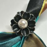 Floral Scarf Ring Photo 0