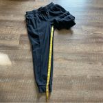 Mondetta  Fleece Jogger Pants Black Athleisure Women’s Medium Pockets Comfy Photo 10