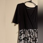 Preloved Ellen Weaver Black and White Floral Maxi Dress size small ***no belt*** Photo 1