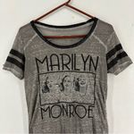 Marilyn Monroe  Graphic T Shirt Womens Small Grey Photo 1