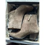 Banana Republic  booties western like Olive/brown color size 6 real suede Photo 4