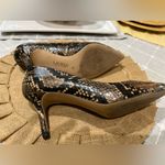 Ralph Lauren Lauren Snakeskin Leather Women's Pumps Sz 7 Photo 4