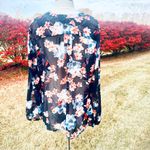 A pea in the pod  Sheer Floral Button Down Maternity Blouse Size L Photo 10