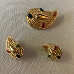 Vintage Avon Unsigned Brooch set Multiple Photo 4