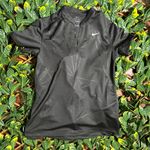 Nike Dri Fit Black Short sleeve shirt size small Photo 2