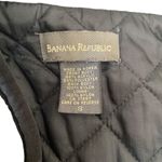 Banana Republic gray and black sherpa sleeveless zip up vest women's size small Photo 8