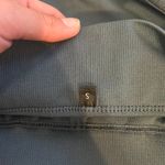 Alphalete High Neck Open Back Sports bra Photo 2