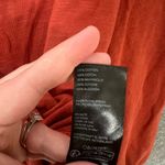 Anthropologie Pilcro by  Woman Size Medium twist-front sweatshirt in rust orange Photo 4