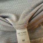 Beyond Yoga  ribbed Gray 7/8 Leggings size M Photo 2