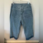 Old Navy Woman’s Wide Legged Cropped Jeans in Size 12 Photo 3