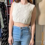 Cropped Cable Knit Cream Sleeveless Sweater Size Large Photo 1