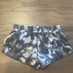 Lululemon Seek the Heat Low Rise Short - Size 4 Photo 1
