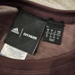 Ivy Park  and Adidas cropped shirt Photo 4