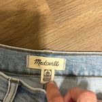 Madewell  Sz 26 Mid-Rise Classic Straight Jeans Wellingford Wash Knee Rip Edition Photo 6