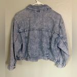 Gap  90’s Fit Denim Jacket Light Distressed Wash 100% Cotton Crop Style Size L Photo 4