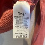 Aritzia TNA Women’s Waffle knit notch neck shirt size XXS Photo 5