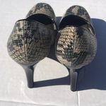 Zodiac NWOT Evade Snakeskin Pumps Photo 4
