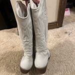 Steve Madden  White Western Women's Boots Photo 4