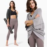 Lululemon • Exaltation Wrap reversible shrug Black Stargaze cotton silk knit Photo 1