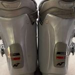 Nordica 10W Easy Move Skiing Ski Boots Women’s Sz 9/9.5 US Size Silver Gray Blue Photo 10