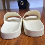 Bottega Veneta  rubber sliders white  Photo 4