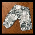 SheIn high waste Camouflage pants - Size Small Tall - with Bag Photo 1