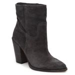 Very G   Rosie Short Cowboy Booties size 7.5 Bin 12 Photo 0