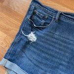 Old Navy Size 18 Boyfriend Shorts Photo 3
