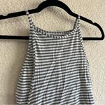 Lululemon  Women’s Rare Vita Loca Cropped Tank Top Gray‎ White Size Small Photo 3