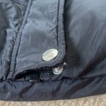 American Eagle Puffy Puffer Vest in Black Women's Medium Photo 8