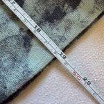 Lululemon Loungeful Cropped Hoodie size 6 Photo 6