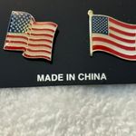 Set Of Two American Flags Pins Photo 0