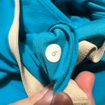 Lululemon  Scoop Neck Racerback top size 6 turquoise Color Photo 2