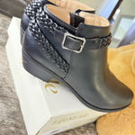 Life Stride  Adriana Womens Memory Foam Bootie Black Leather US 11 Photo 1