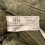 Rock & Republic Women’s army green print cropped pants size 12 Photo 9