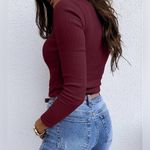 Burgundy Long Sleeve Ribbed Stretch Fitted Women’s Shirt Sz M NWOT Size M Photo 2