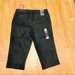 st. john's bay  Secretly Slender Capri Classic Fit NWT Photo 6