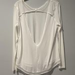 Lululemon  Women's Mix and Mesh Top Size 10 
Cutout Back Running Training Photo 6