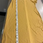 2X Absolutely ❤️It simply simple long dress. Nice color no flaws easy fit Gold Photo 5