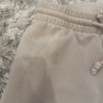 Aritzia  sweatpants Photo 1