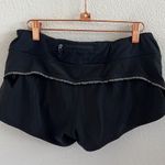 Lululemon Run Speed Short Black Gray Ruffle 6 Photo 4