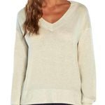 Gap Women's Relaxed Fit Lightweight V-Neck Sweater Photo 0
