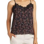 New Everleigh Lace Trim V Photo 3