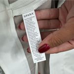 Spanx NWT On The Go Silver Lining 6" Shorts In Classic White 20375R Size 3X Photo 3