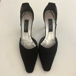 Stuart Weitzman Woman’s Black Pointed Formal Shoe *heel caps need replaced US9.5 Photo 7