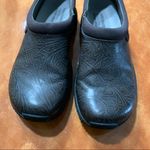 Merrell  Slip on mules clogs brown black patterned size 6 Photo 4
